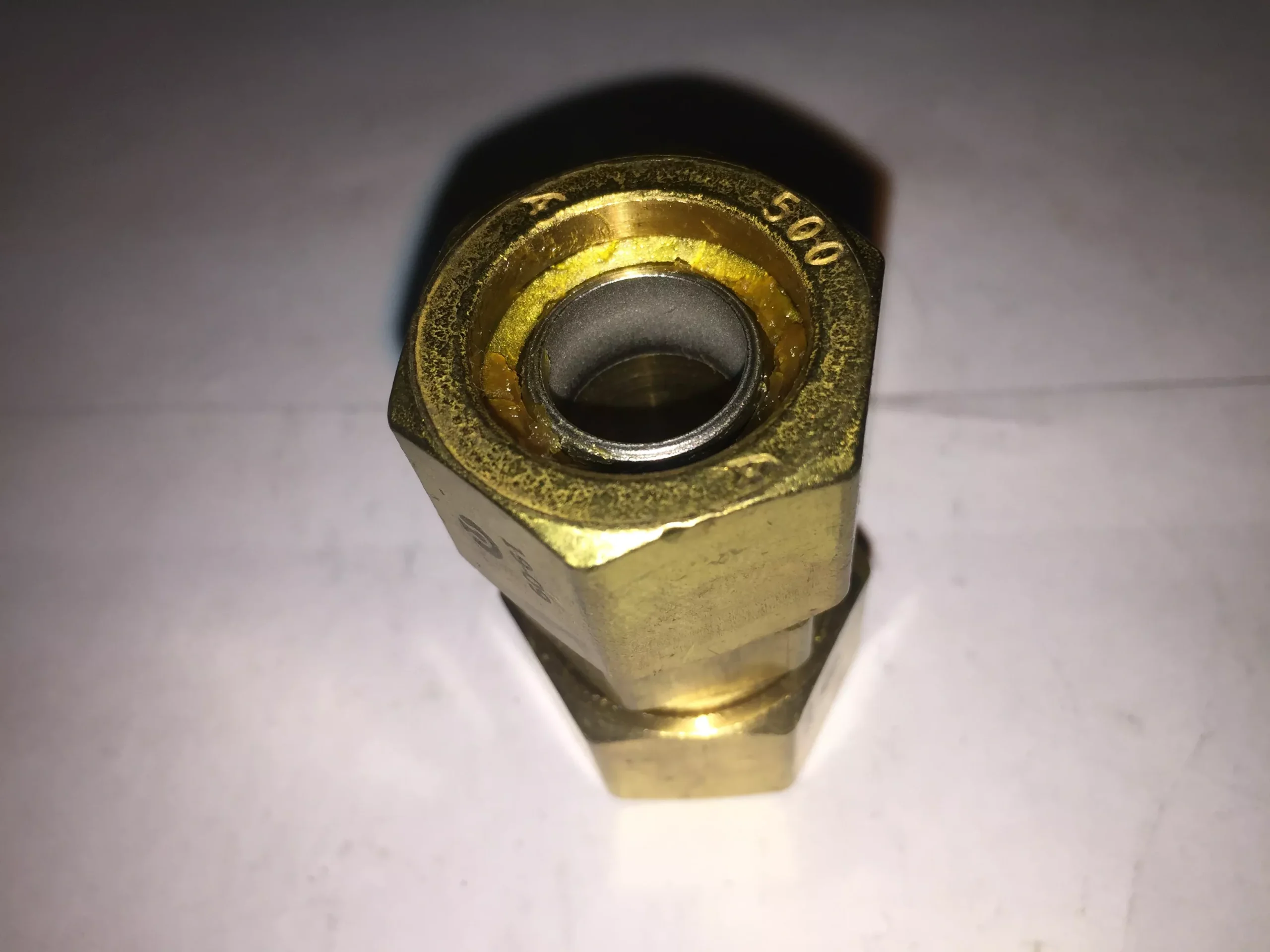 1/2" FLEXIBLE GAS COUPLING FOR OMEGAFLEX TUBING
