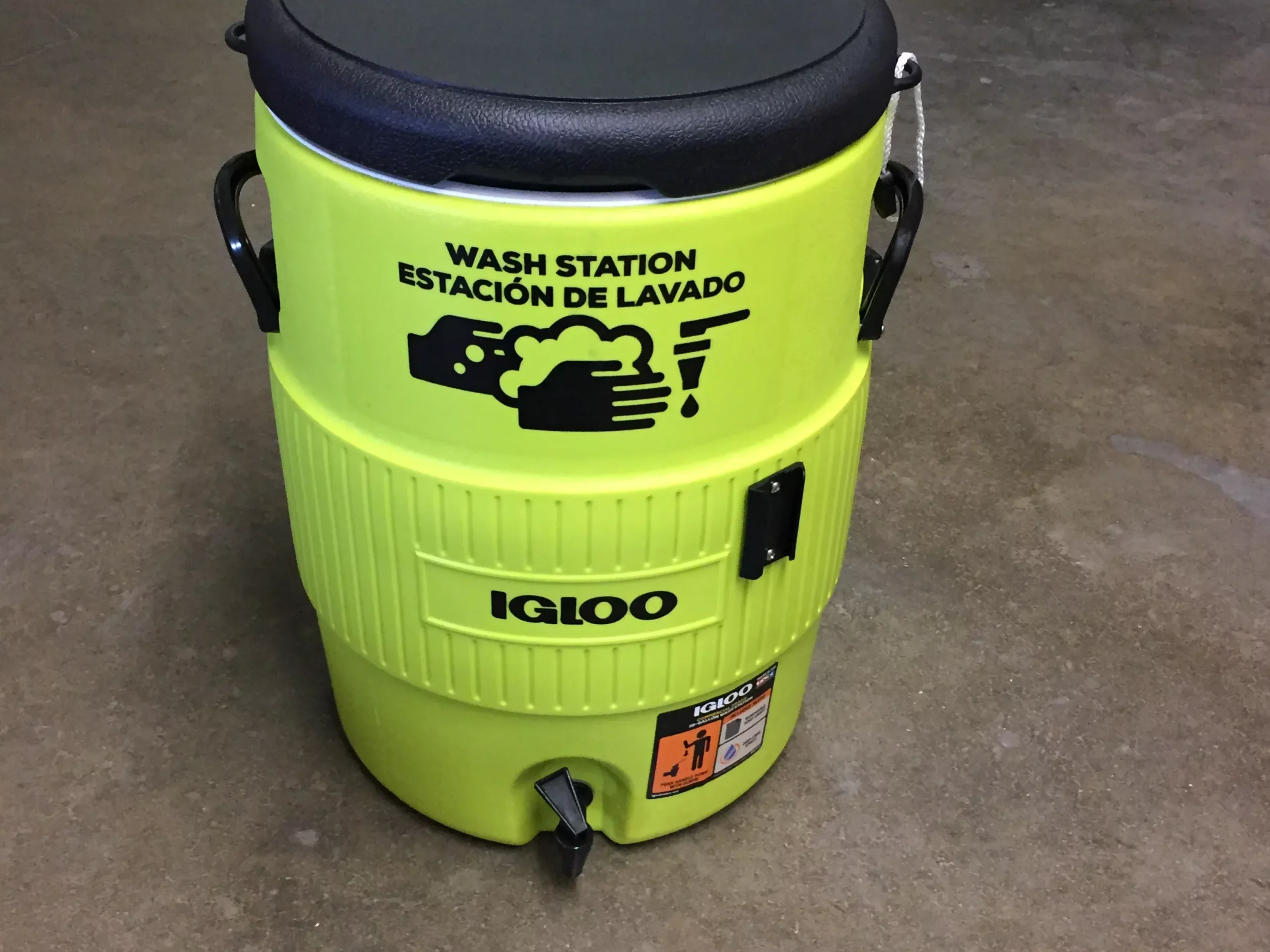 10GAL/40 QUARTS-IGLOO HANDWASH STATION