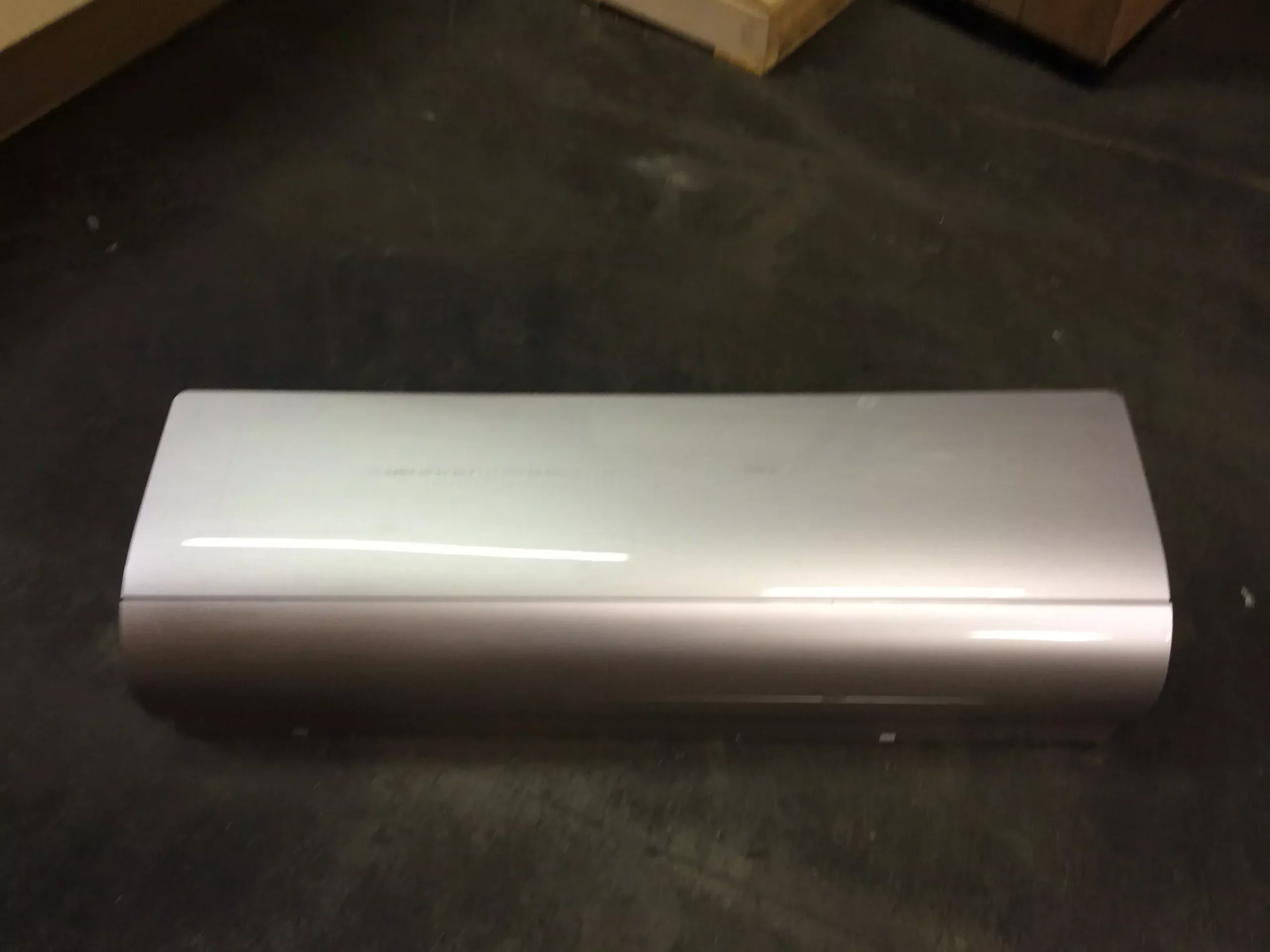 12,000 Btu Single Zone Wall Mounted Indoor Mini-Split Heat Pump Unit,