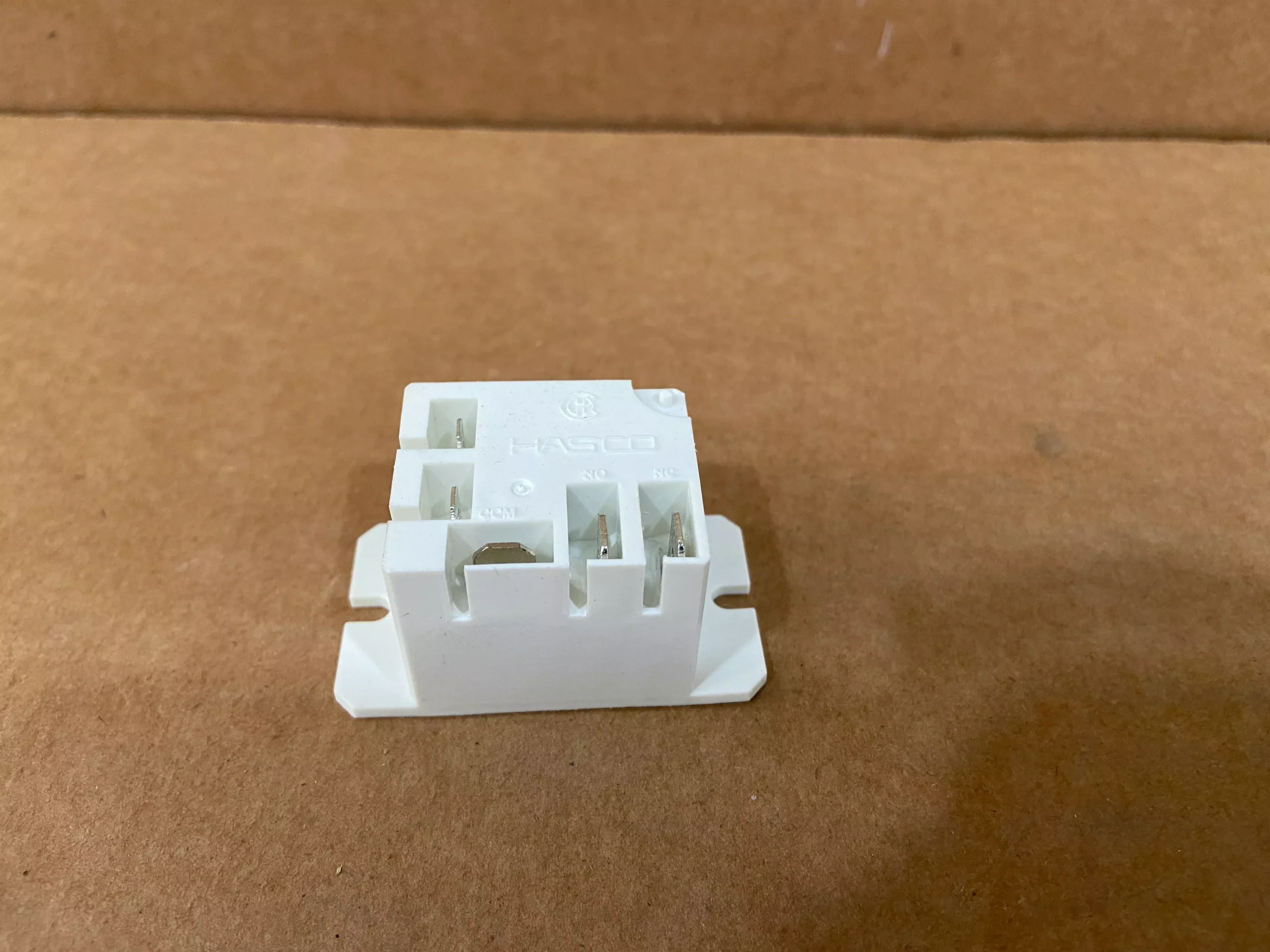 120 Volt SPDT Power Relay 40 Amp