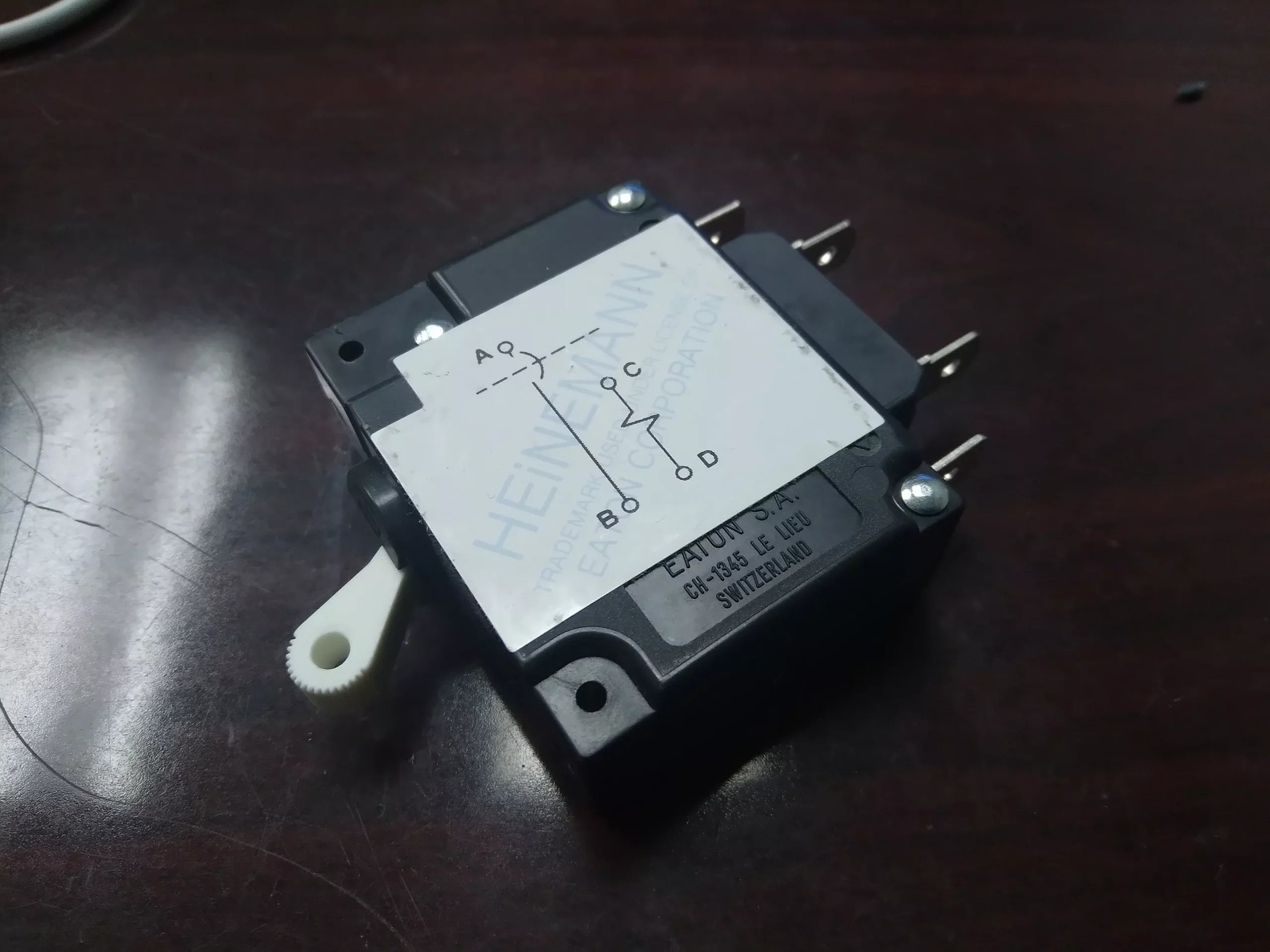125-250 Volt Circuit Breaker Single Pole 30 Amp 50/60 Hertz