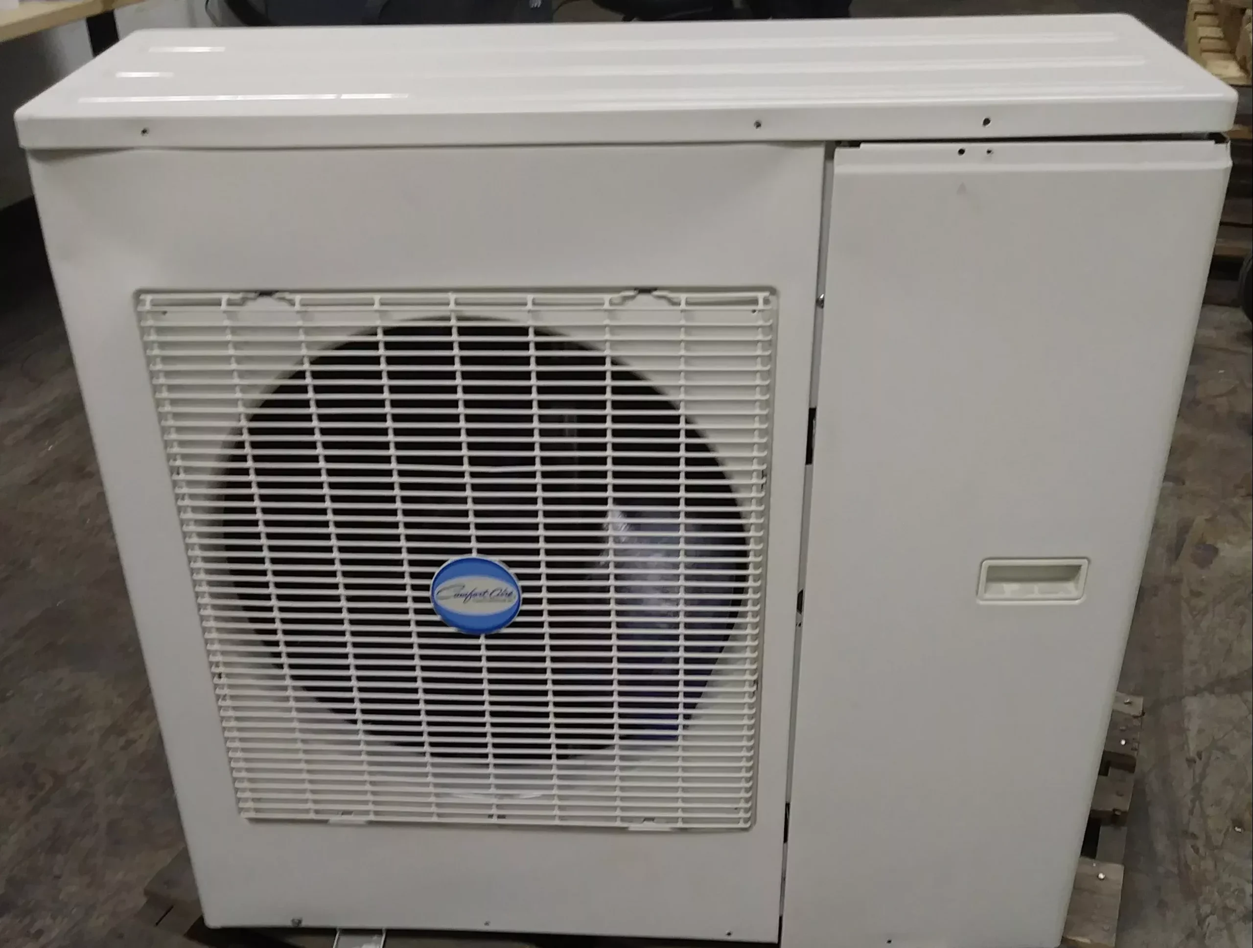 2 Ton Single-Zone Outdoor Mini-Split Heat Pump Unit, 13 Seer 208-230/6