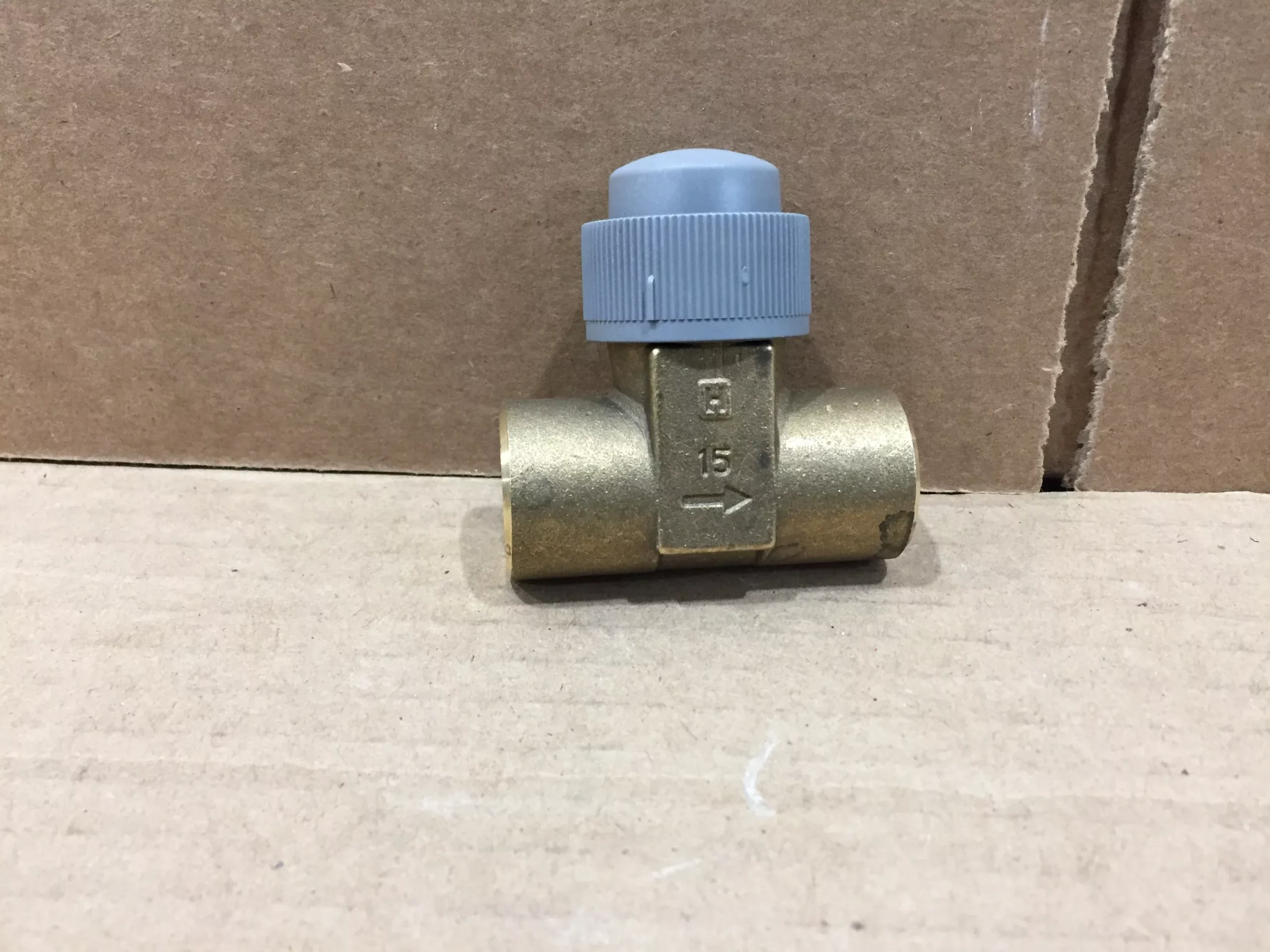 2 WAY VALVE, 3/4" FEMALE THREADS
