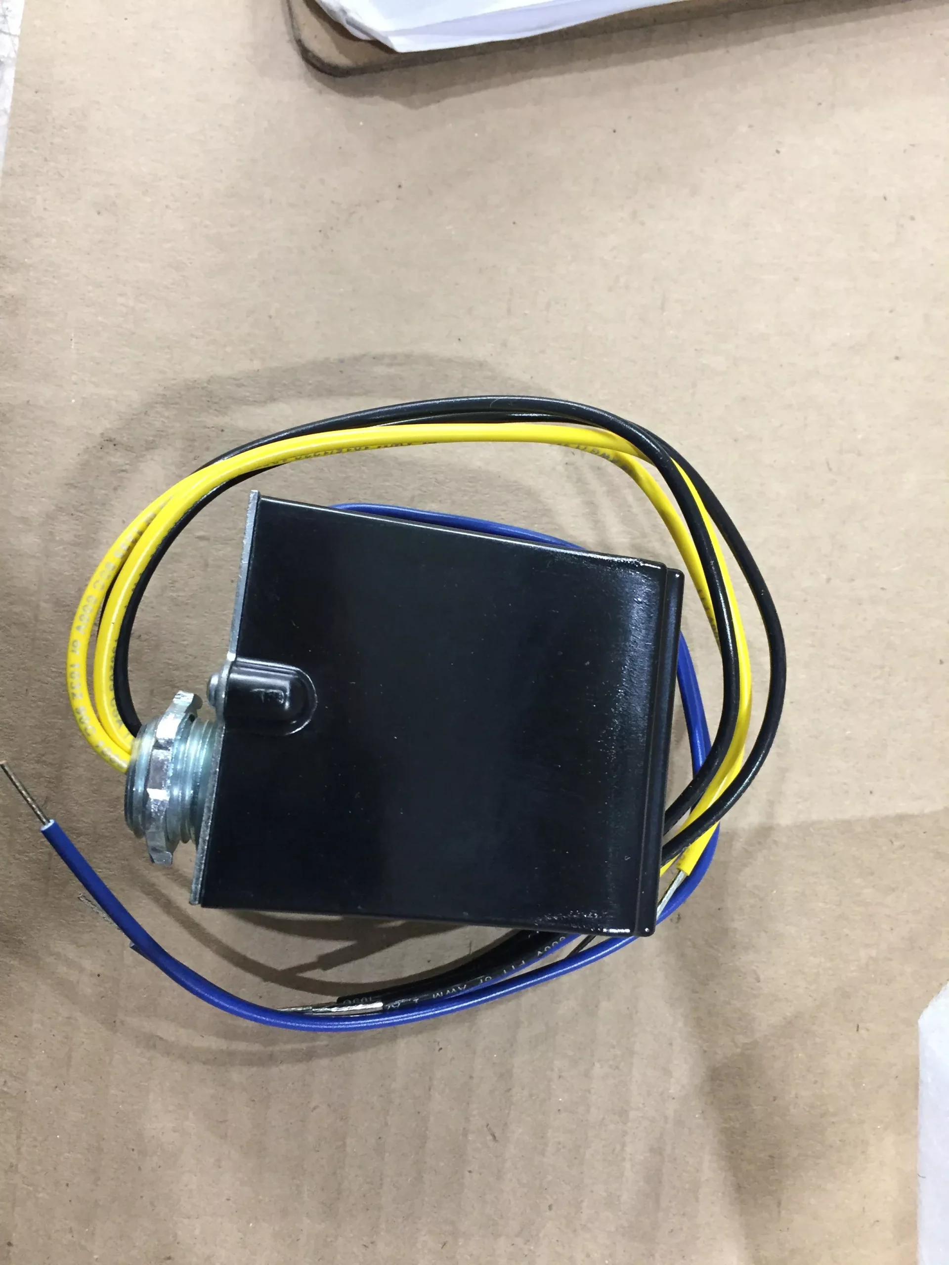24 Volt, 60 Hz Fan Relay 207058