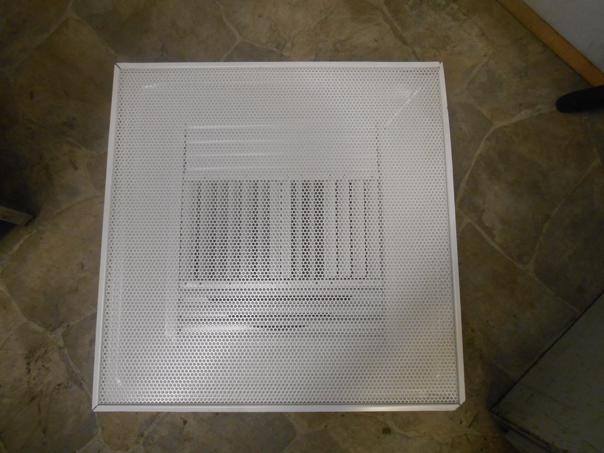 24 X 24 CEILING DIFFUSER WITH ADJUSTABLE FINS 14" NECK