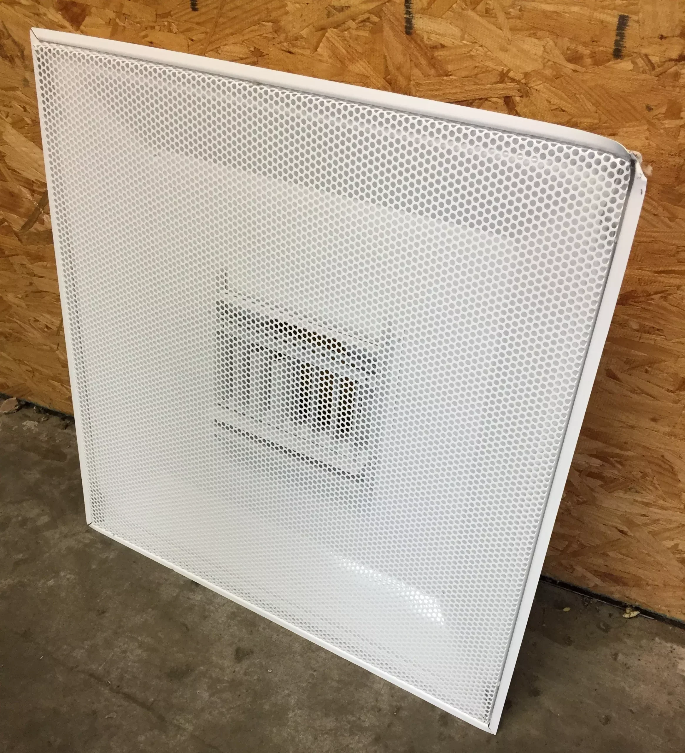 24" x 24" Perforated Diffuser PV Series Adjustable Curved Blade with 6