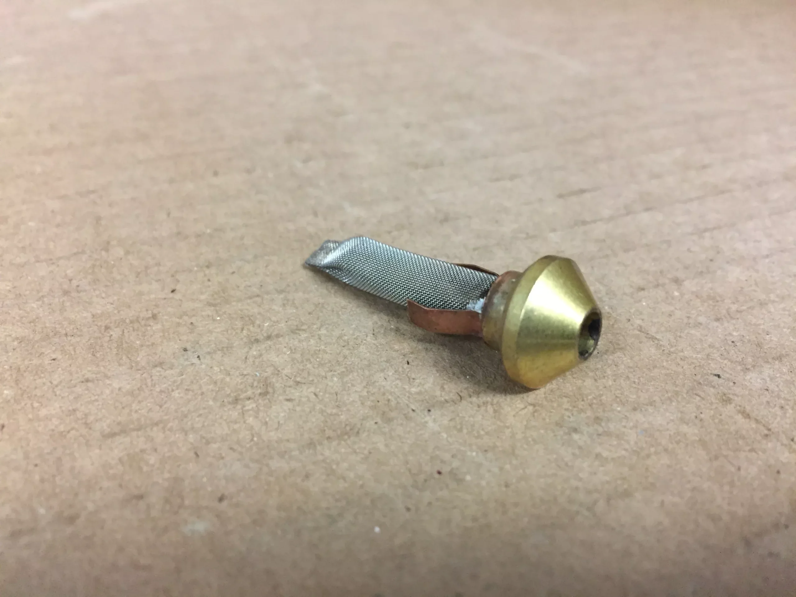 3/8" STRAINER FOR C BENCH