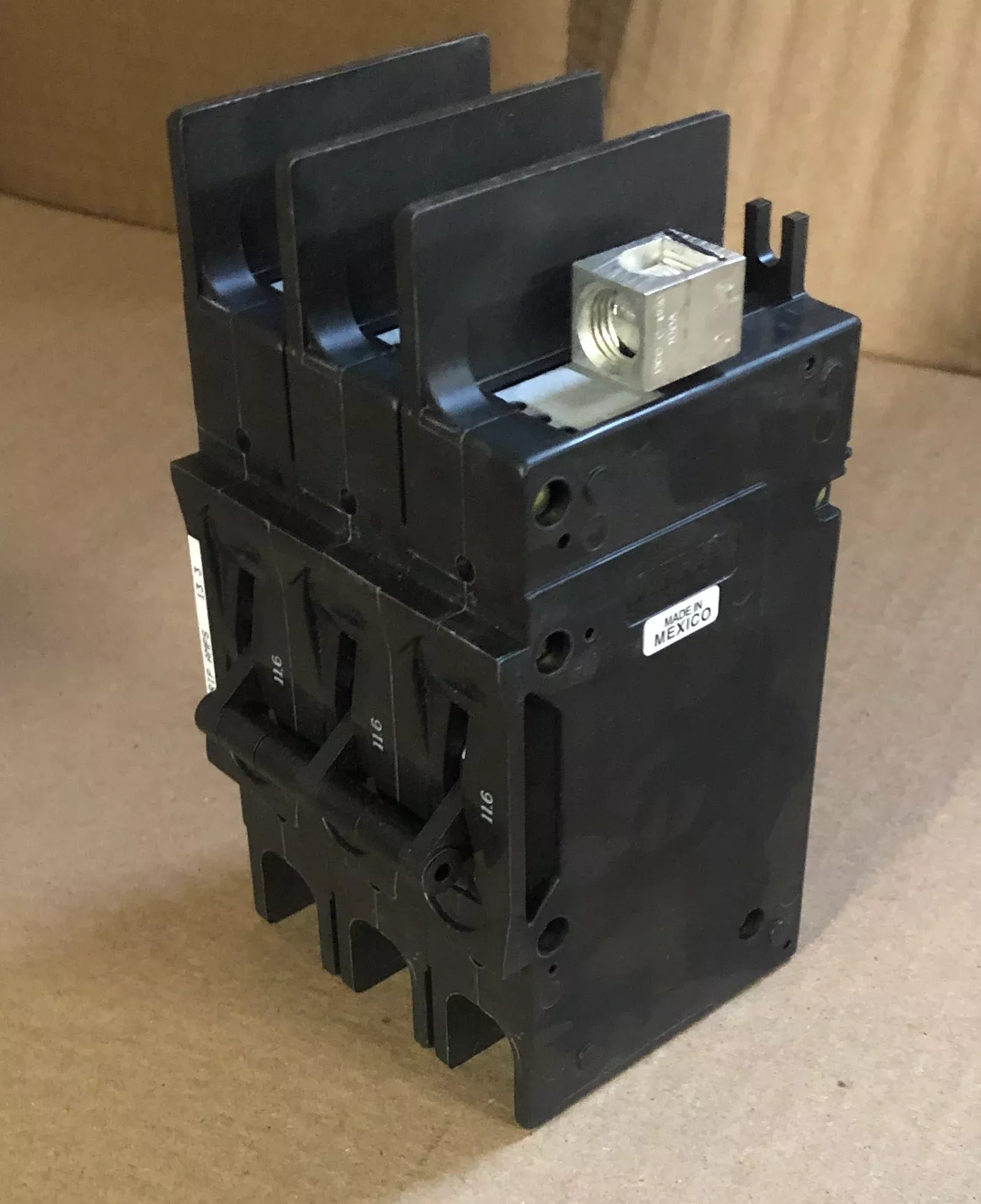 3 Pole 116 A 219 Multi-Pole Series Hyd Mag Cir Brkr Protector/For Manu