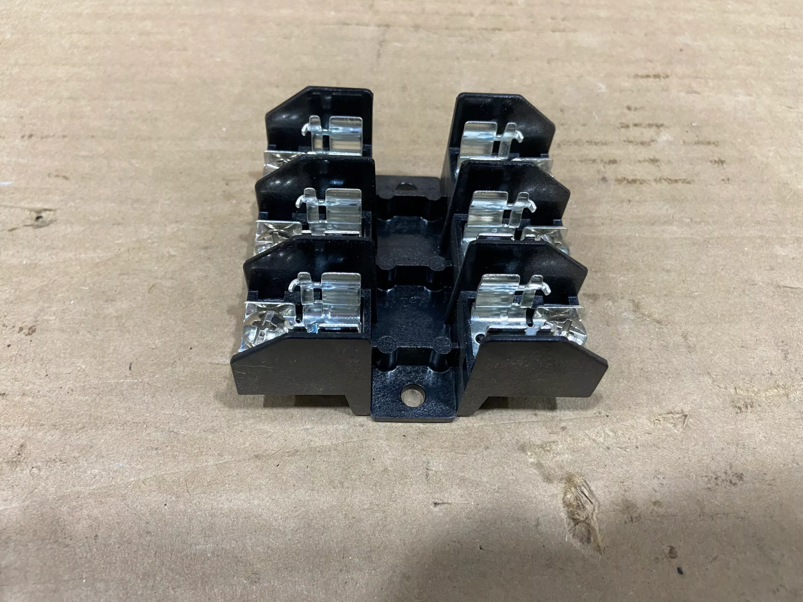 3 POLE 30 AMP 250 VOLT FUSE BLOCK