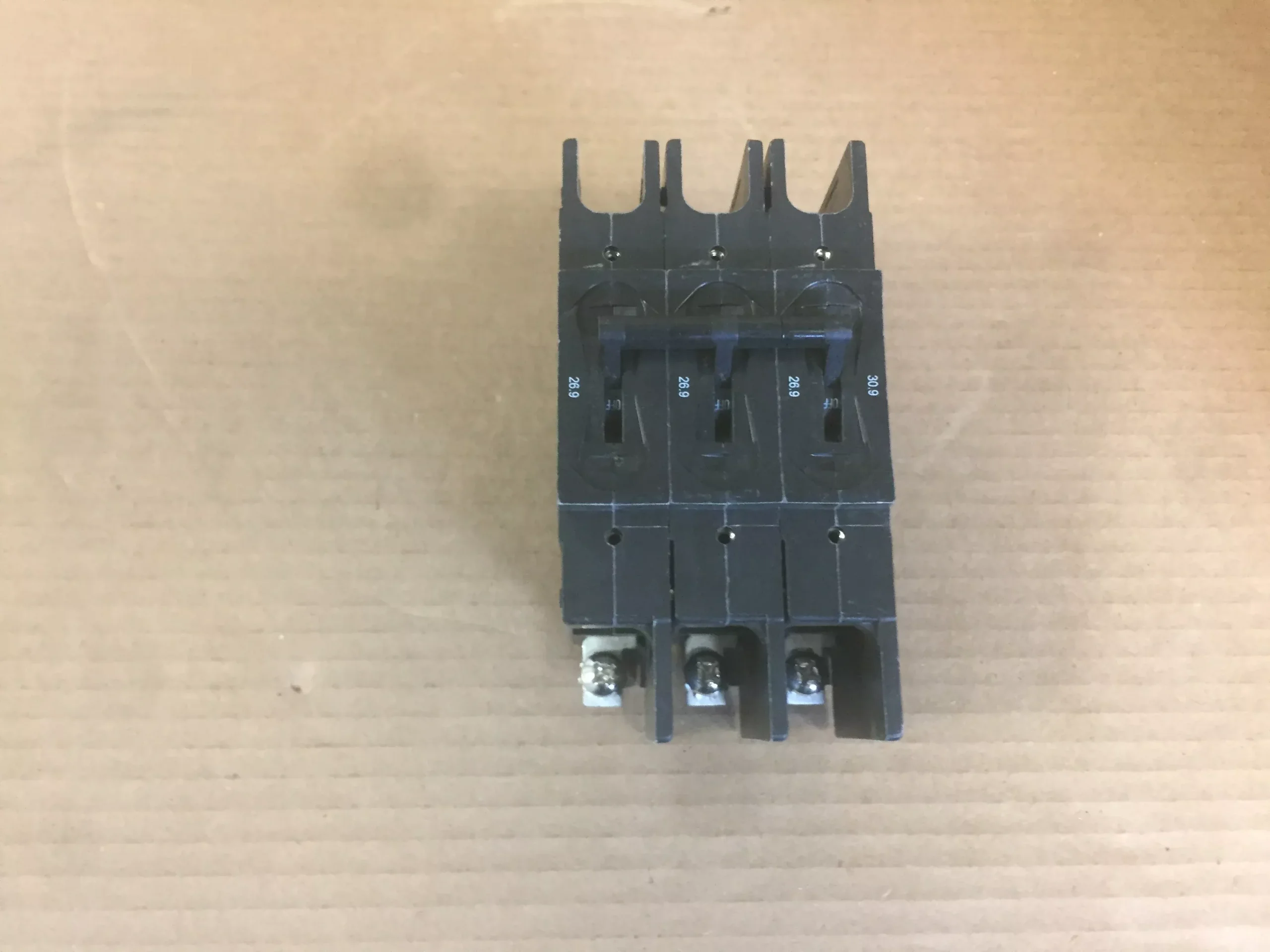 3 Pole Circuit Breaker