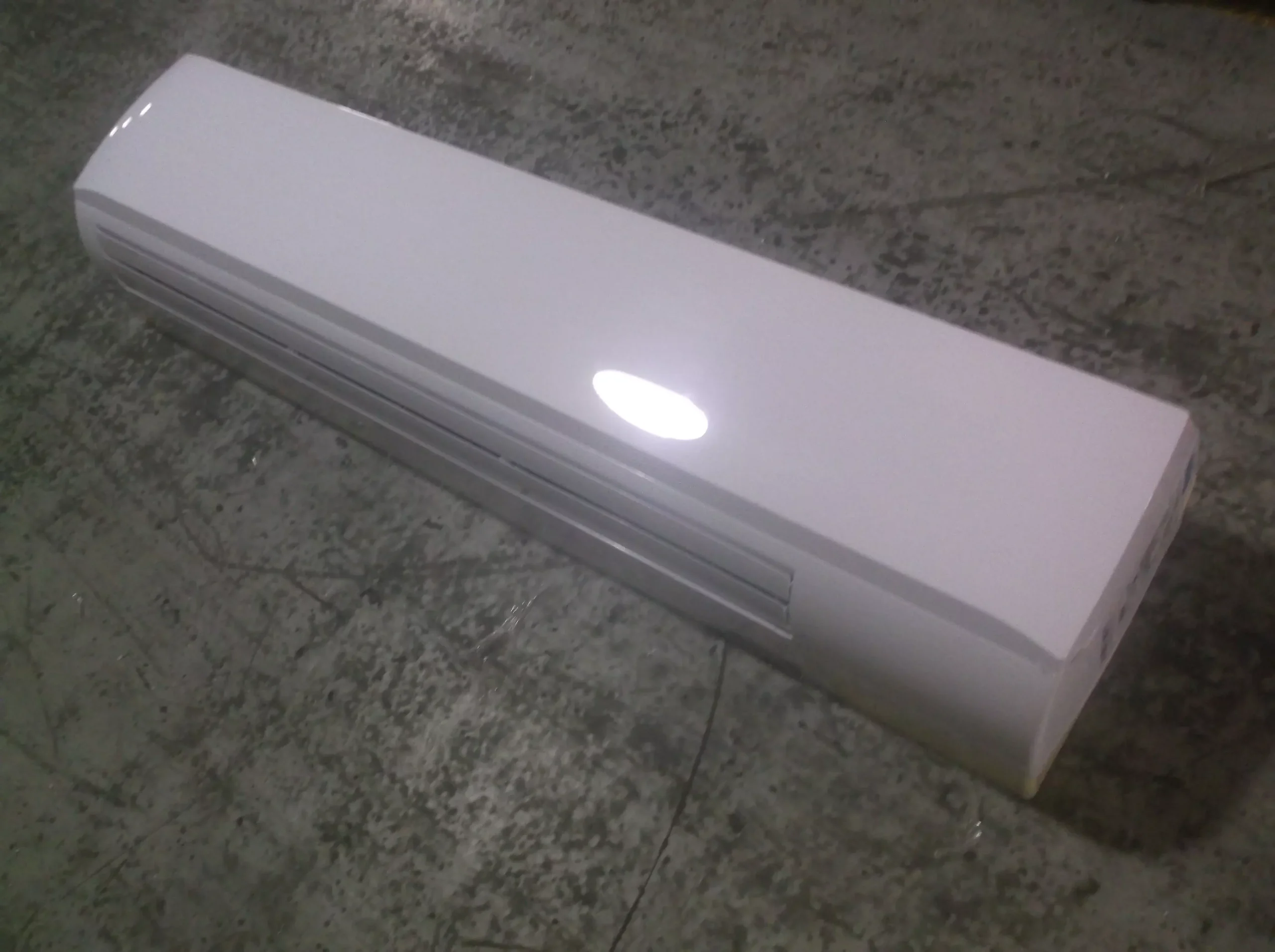 33600 Btu/3 Ton Btu Ductless Single-Zone Mini-Split Heat Pump Fancoil,