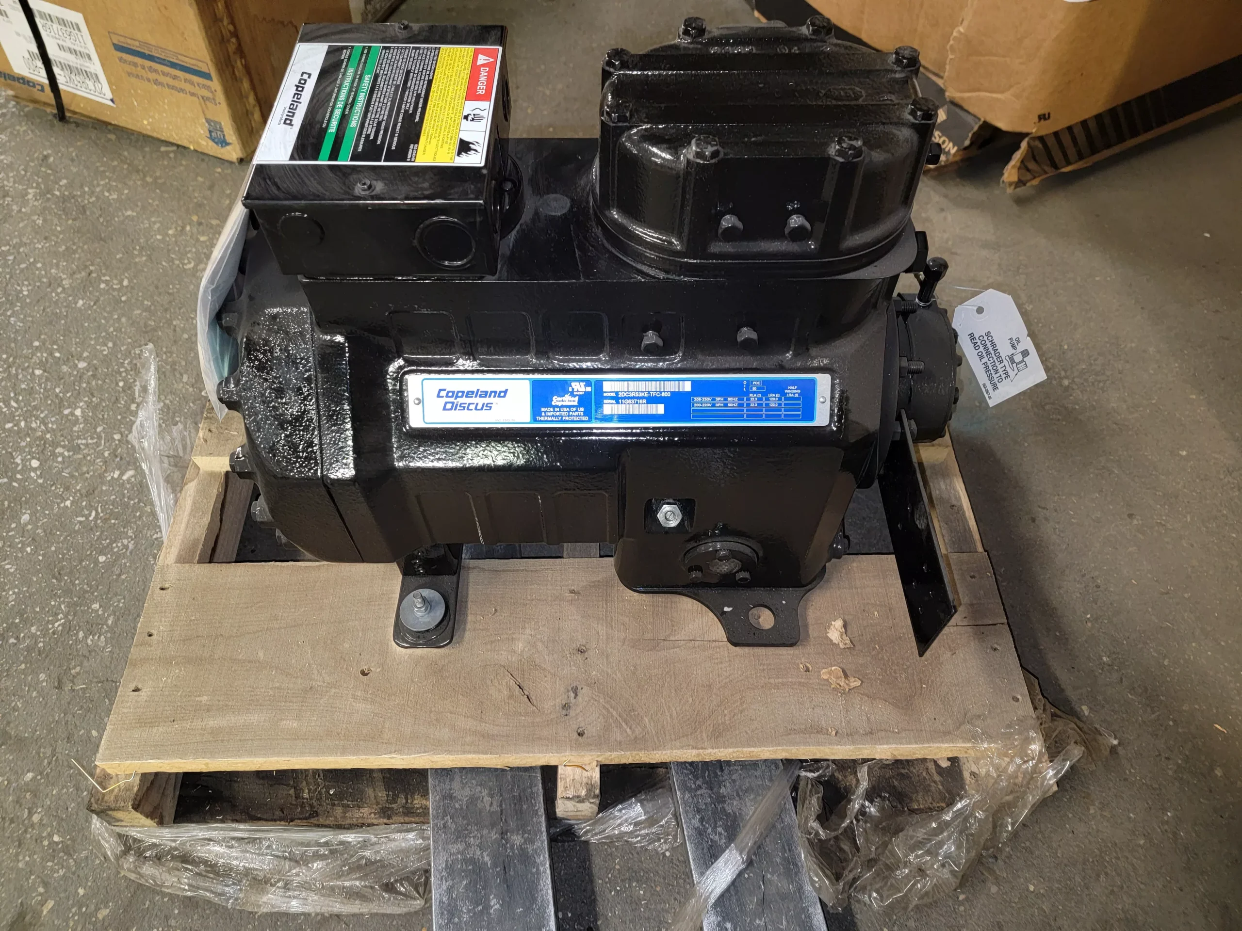 4-1/2 HP Med Temp Semi-Hermetic Discus Compressor, 208-230/200-220/60-
