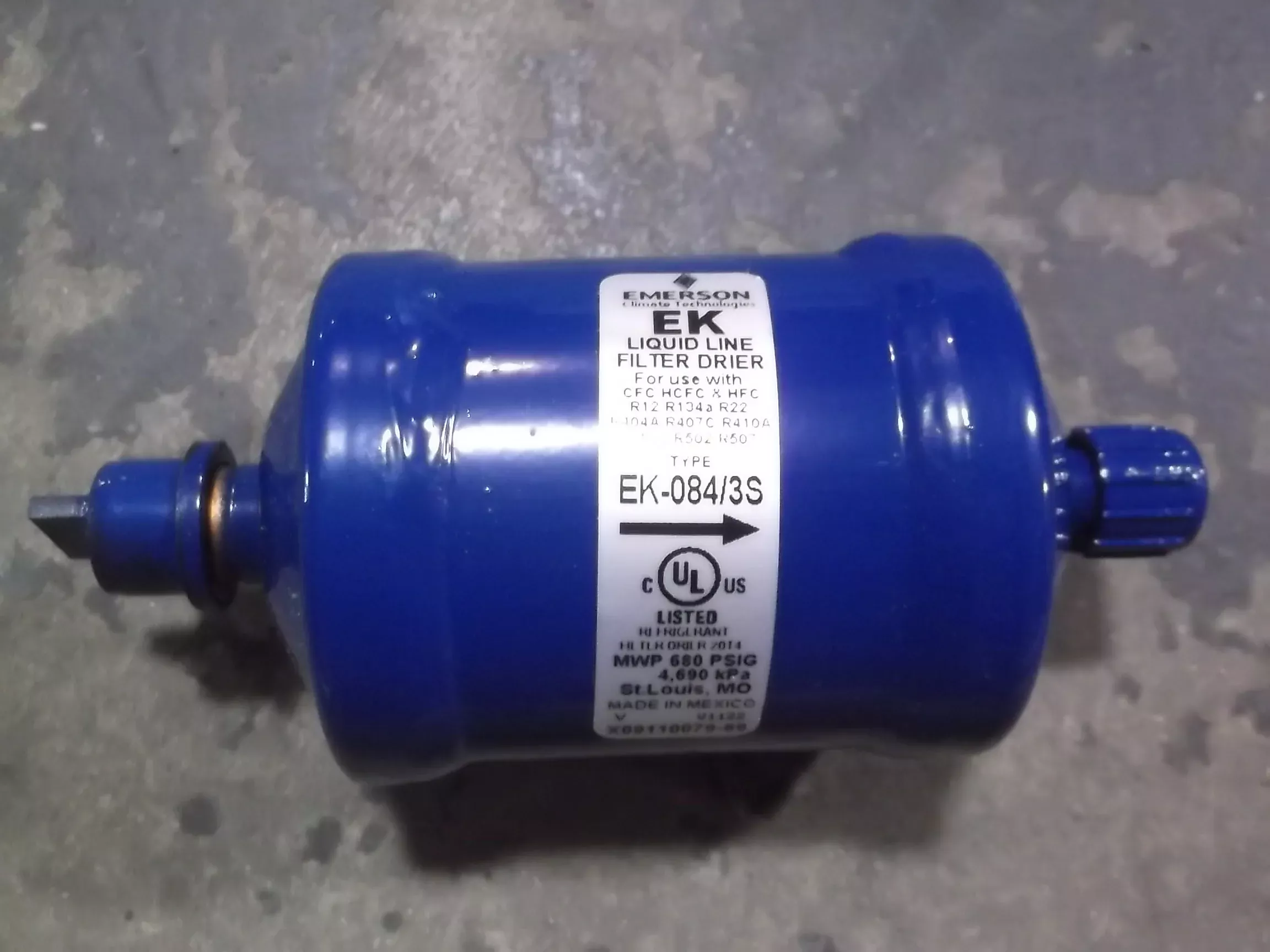 8 CUBIC INCH 1/2" X 3/8" SWEAT LIQUID LINE FILTER DRIER