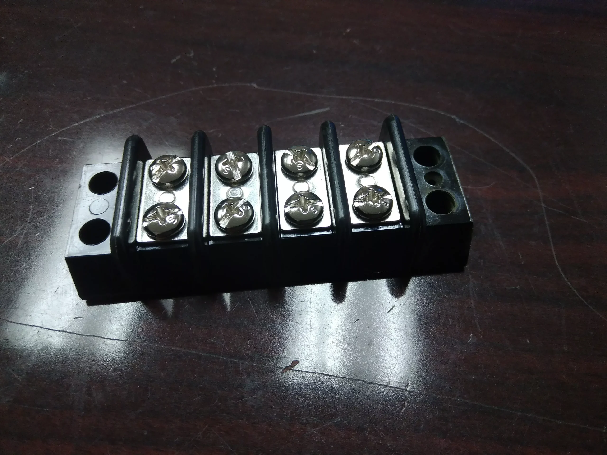Block Terminal 300V 30 Amp 4 Pole