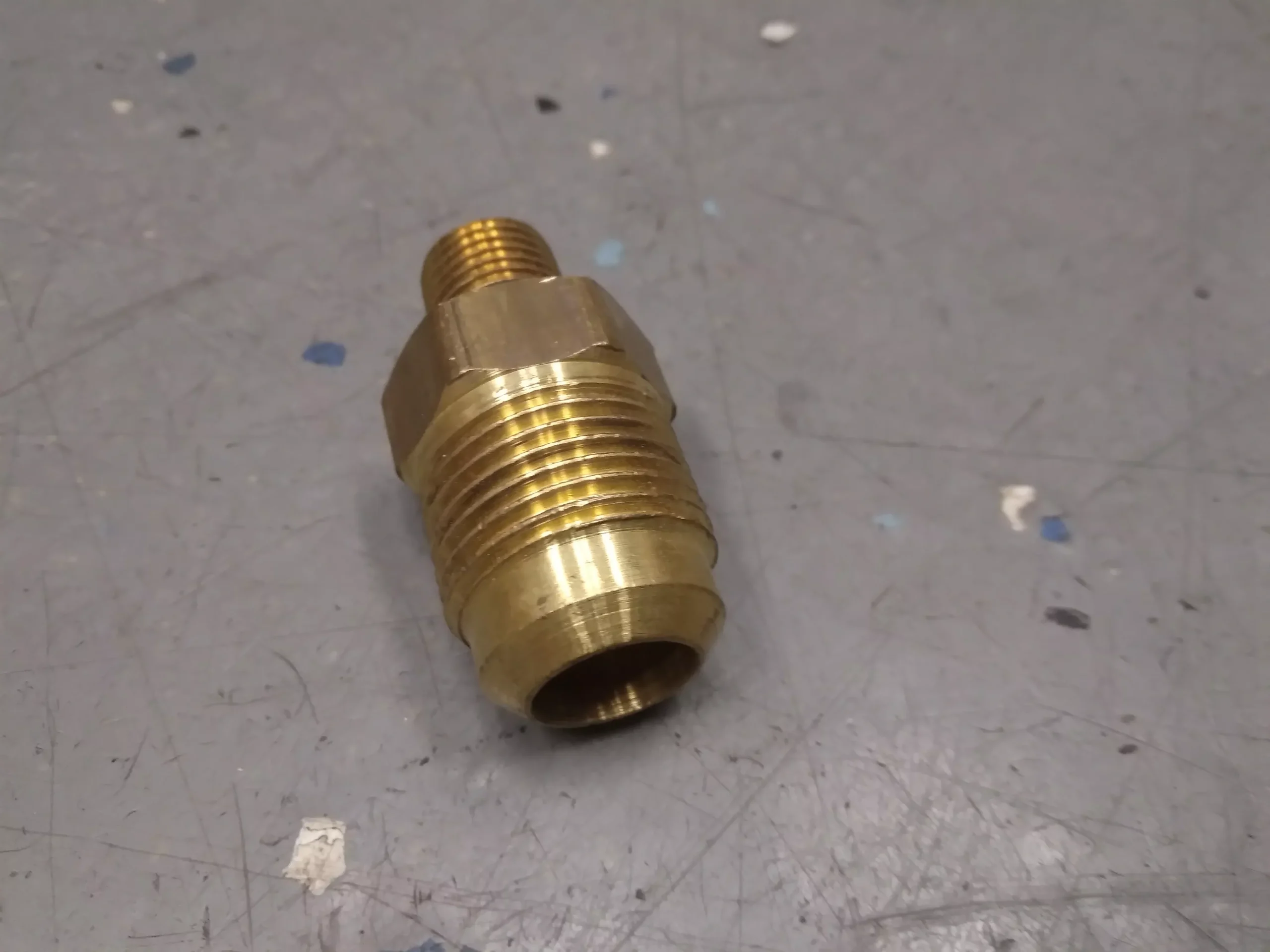 Connector, Half Union, Flare to NPTFE, 5/8" X 1/4"