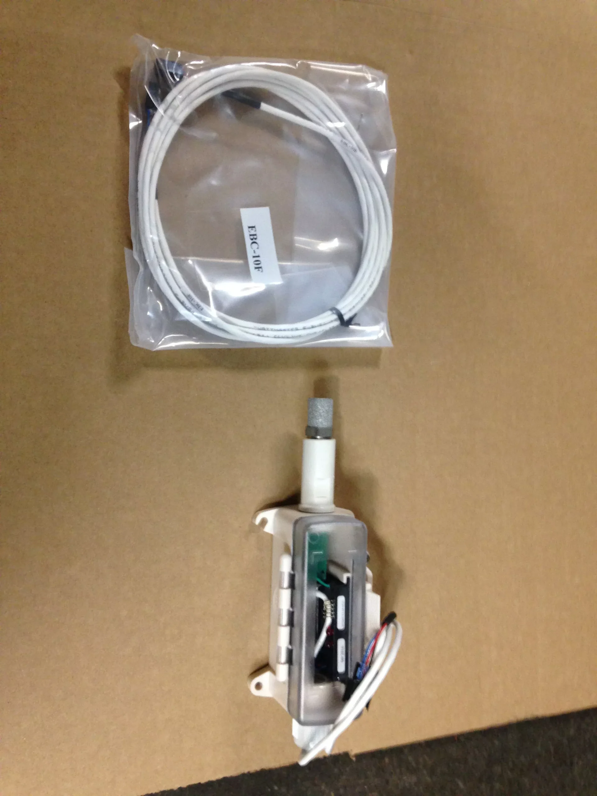 Ebus Vertical Outside Air Temp/Rh Sensor