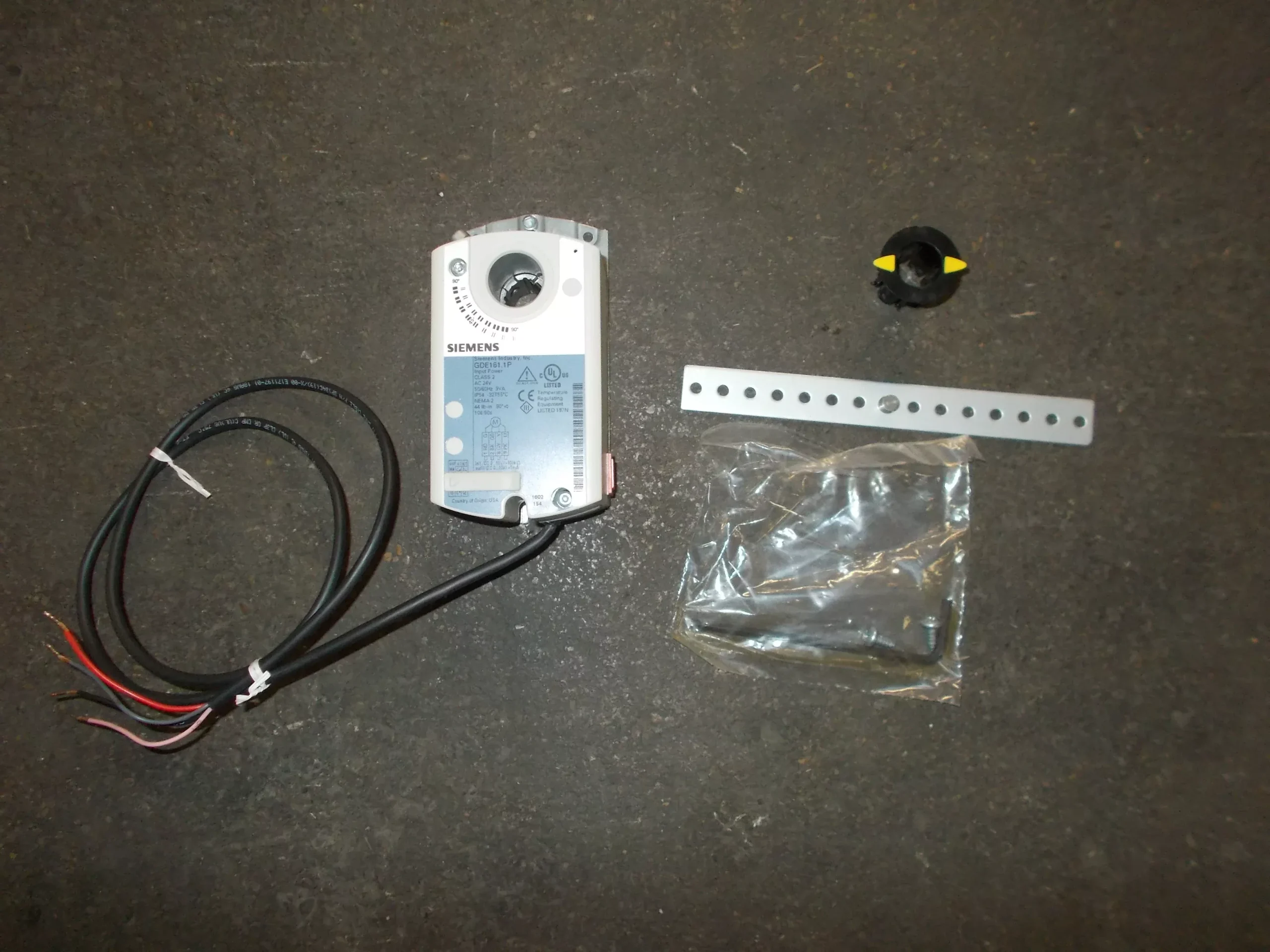 GDE Series Non-Spring Return Rotary Electronic Damper Actuator 24 VAC/