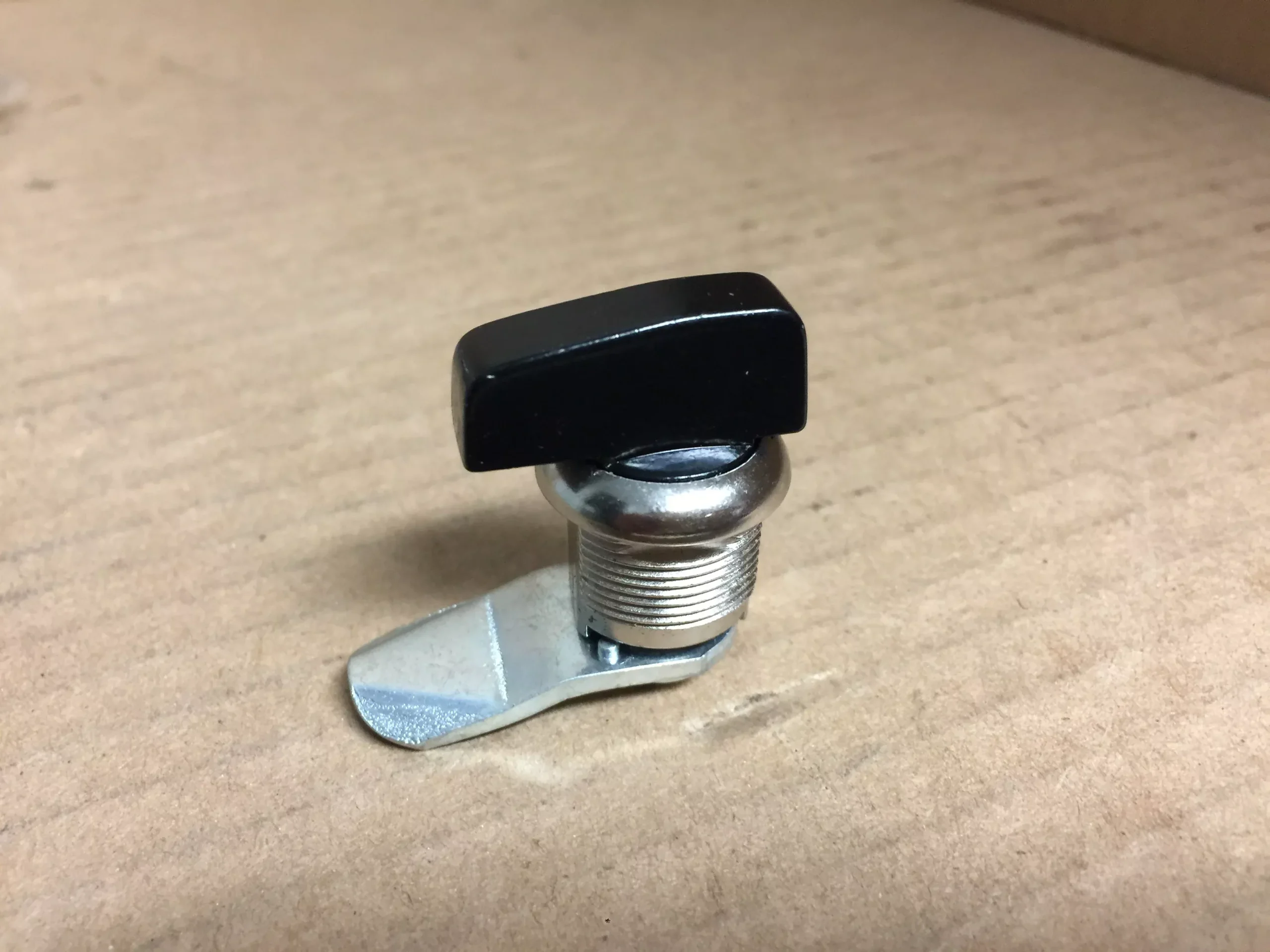 LATCH; DOOR, 1/4 TURN, LEFT HAND, SOLD AS 10PK