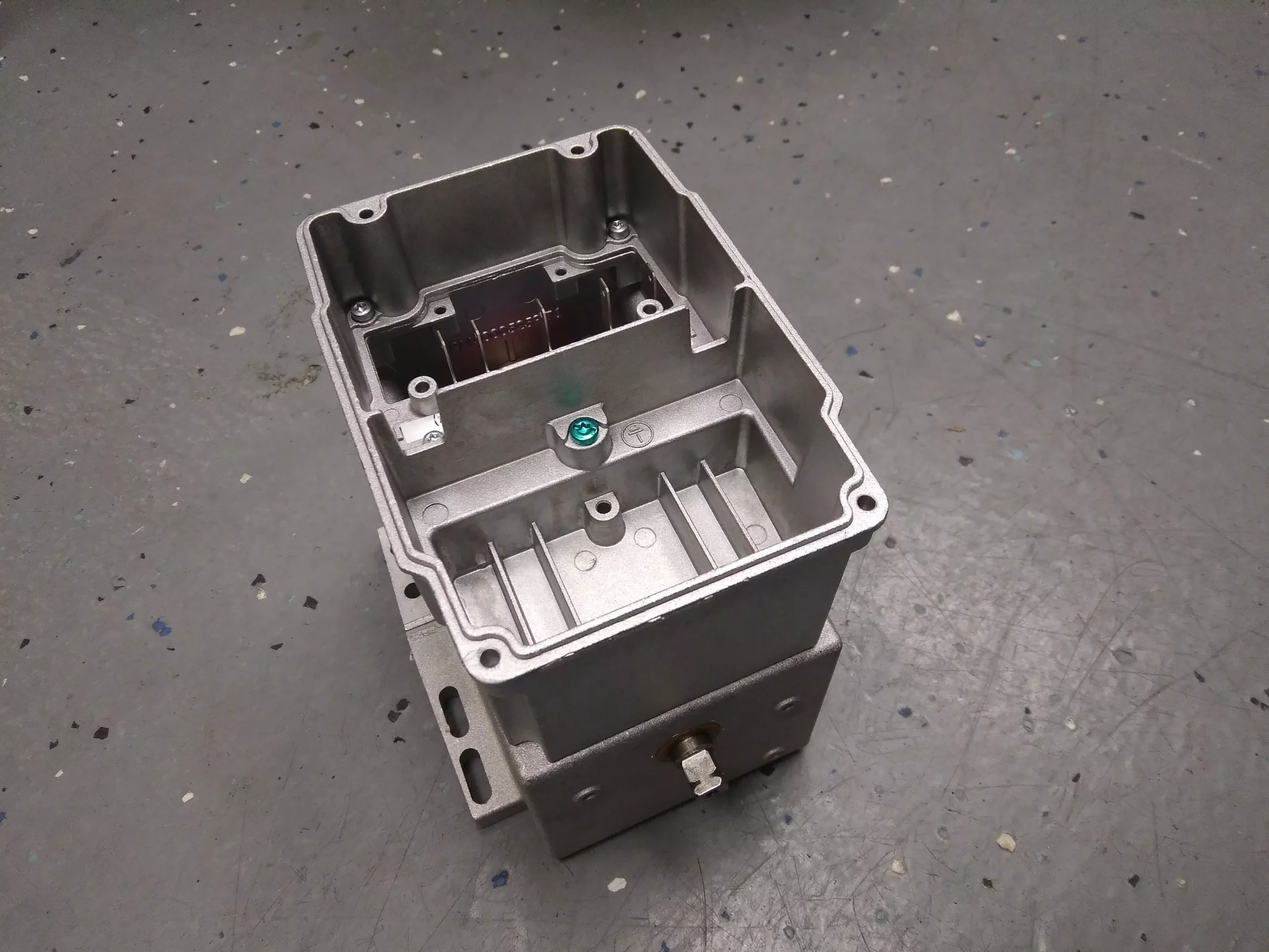 Non-Spring Return Foot Mounted Damper Actuator 24/60/1 15Va 90-160 Deg