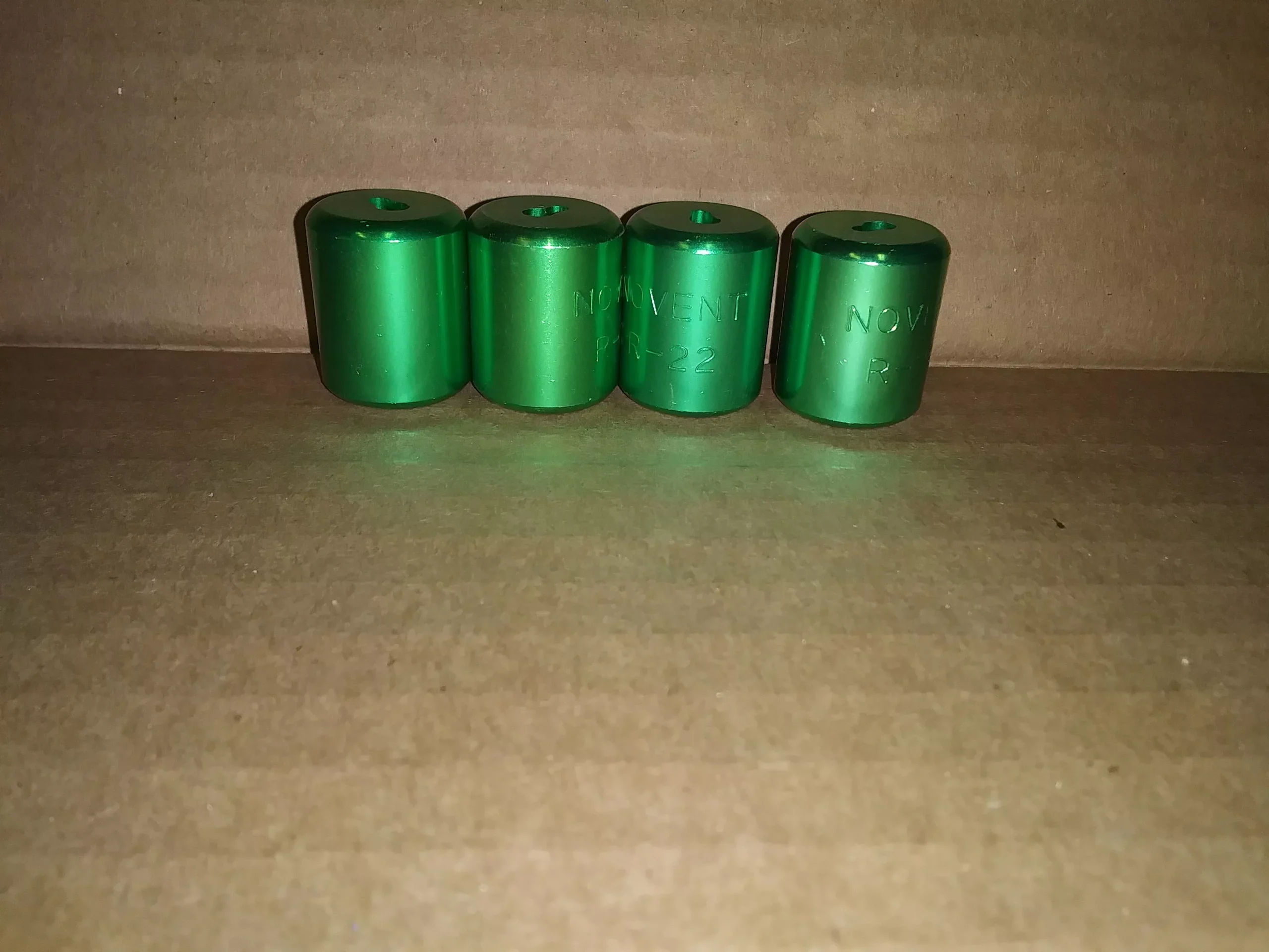 NOVENT R-22 LOCKING REFRIGERANT CAP-4 PACK