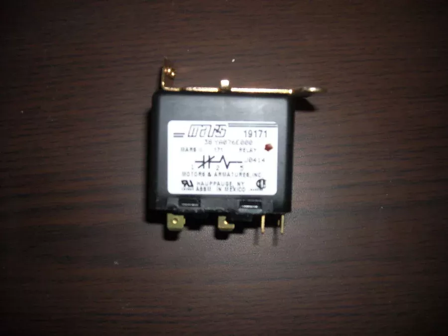 Potential Motor Starting Relay Continuous Coil Voltage:420