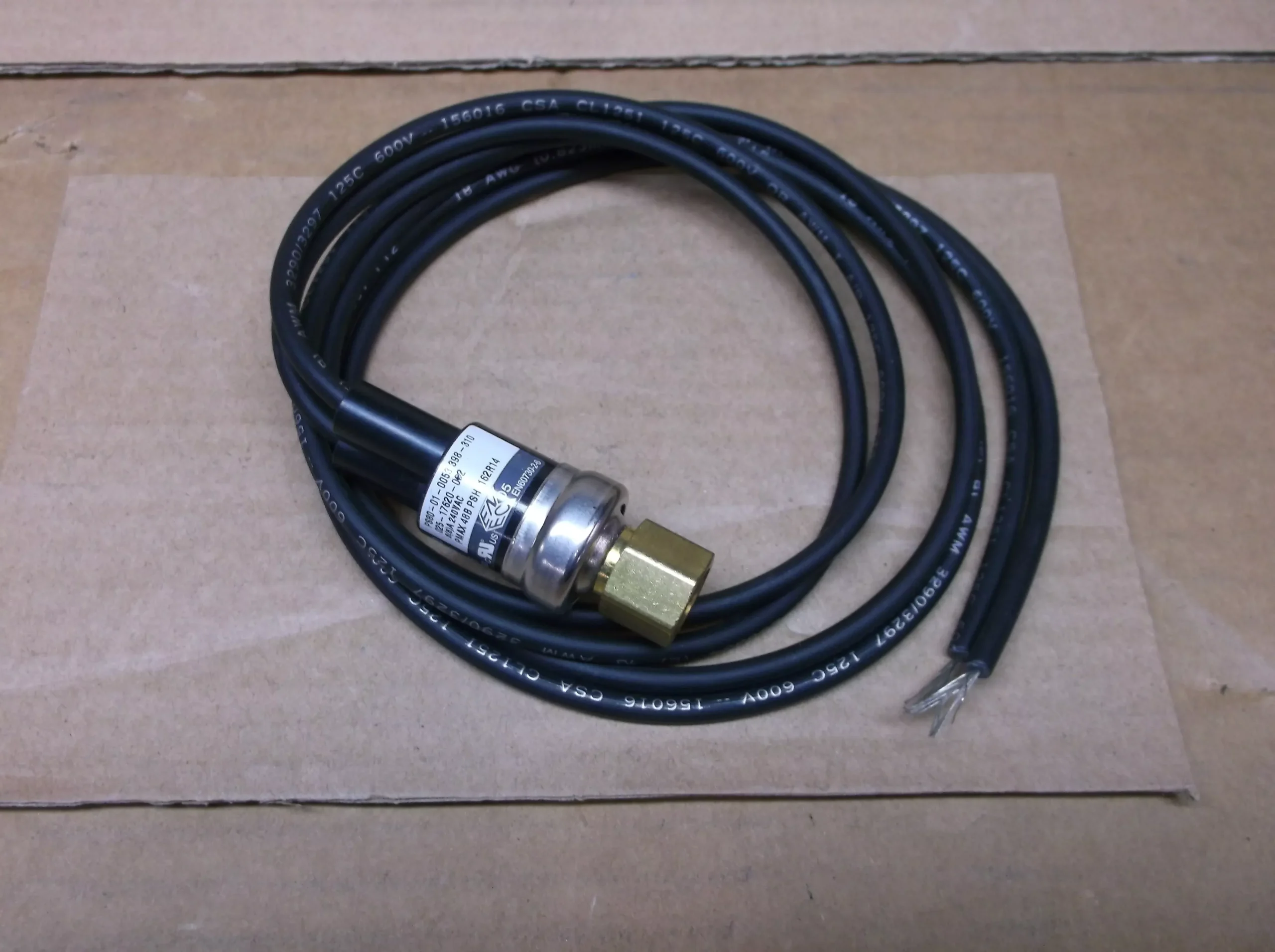 Pressure Control 240VAC Open:398 Closes:310