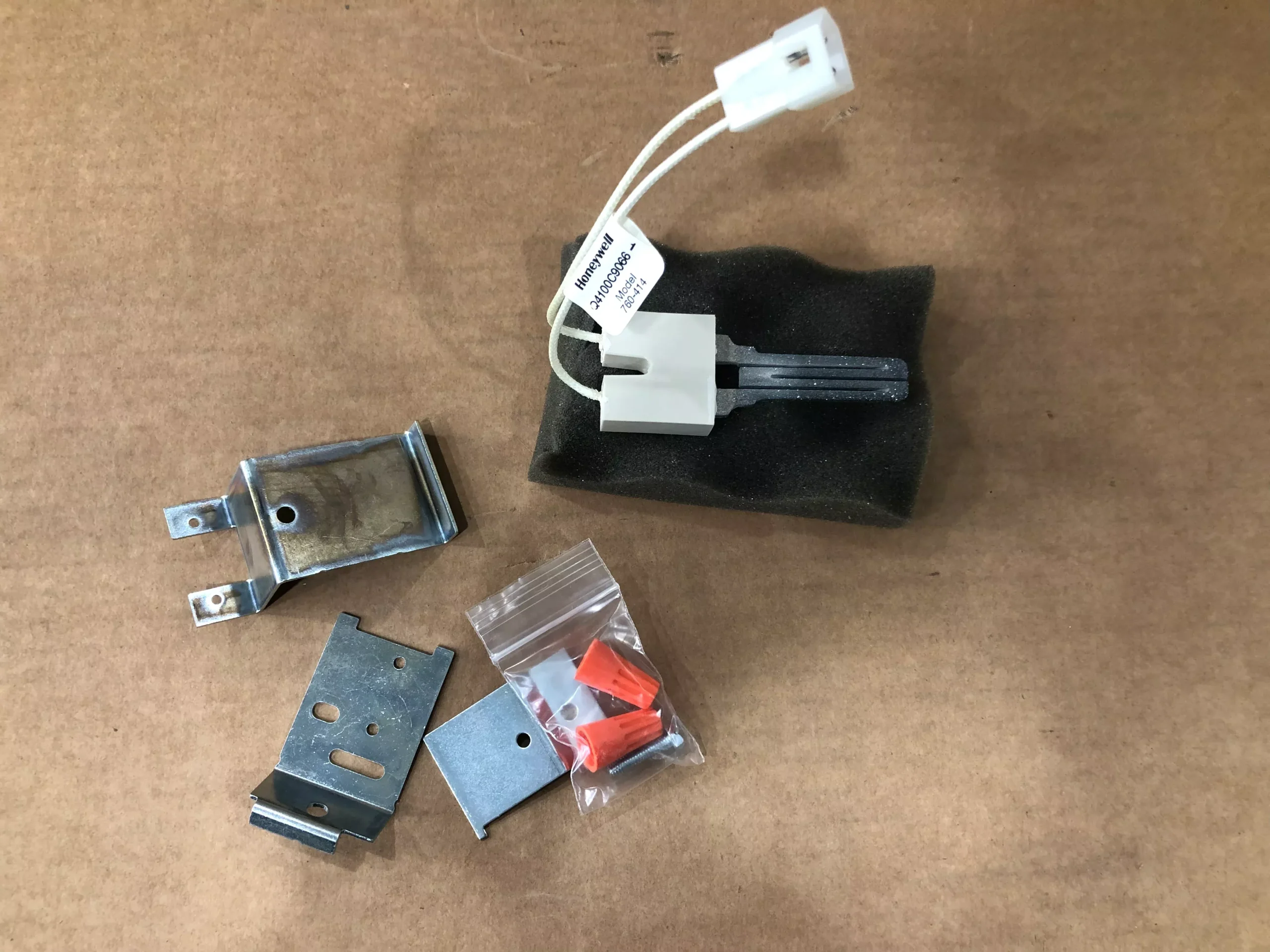 SILICON CARBIDE IGNITOR