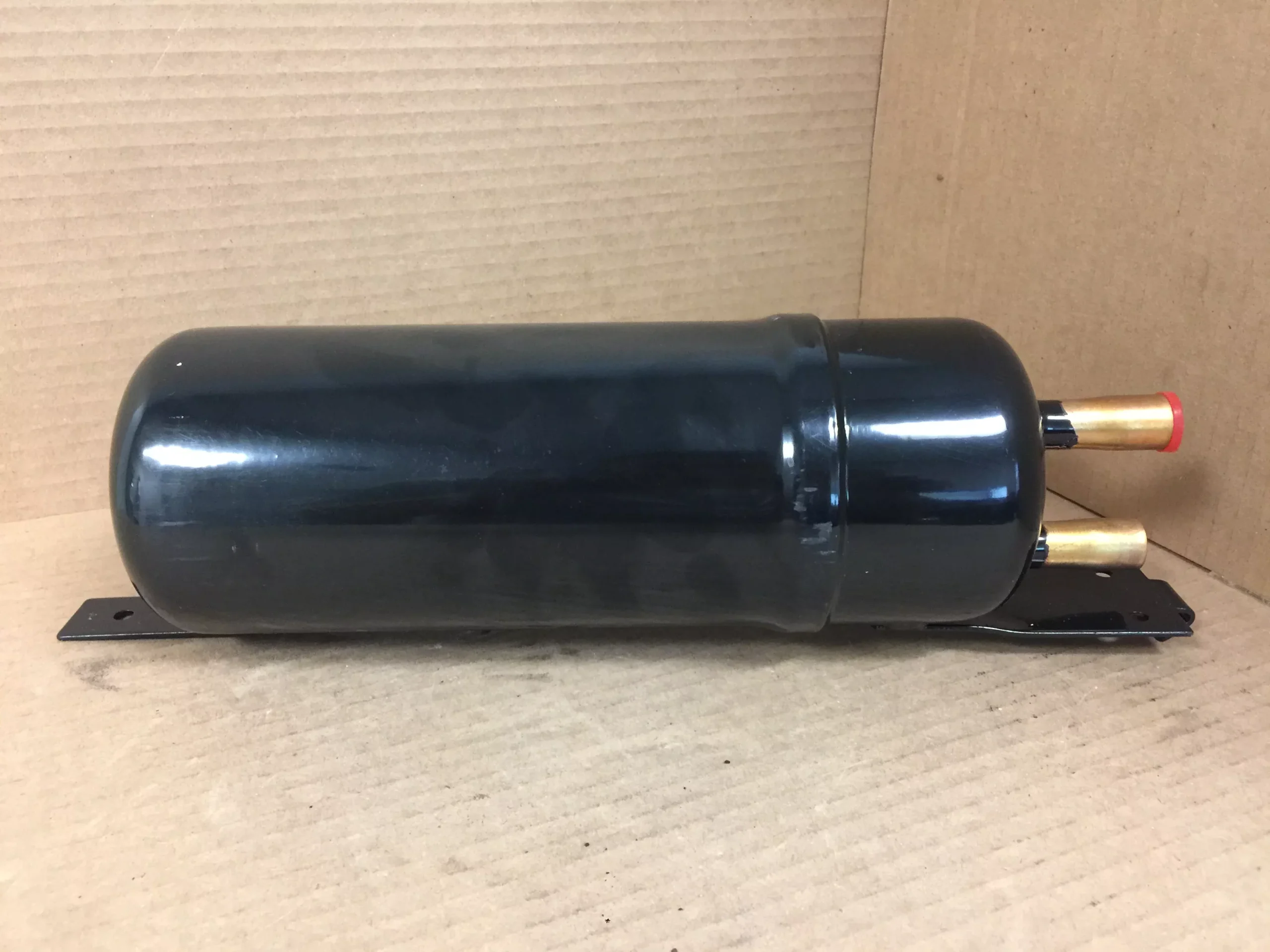 Suction Accumulator/ Seperator; Gas-Liquid