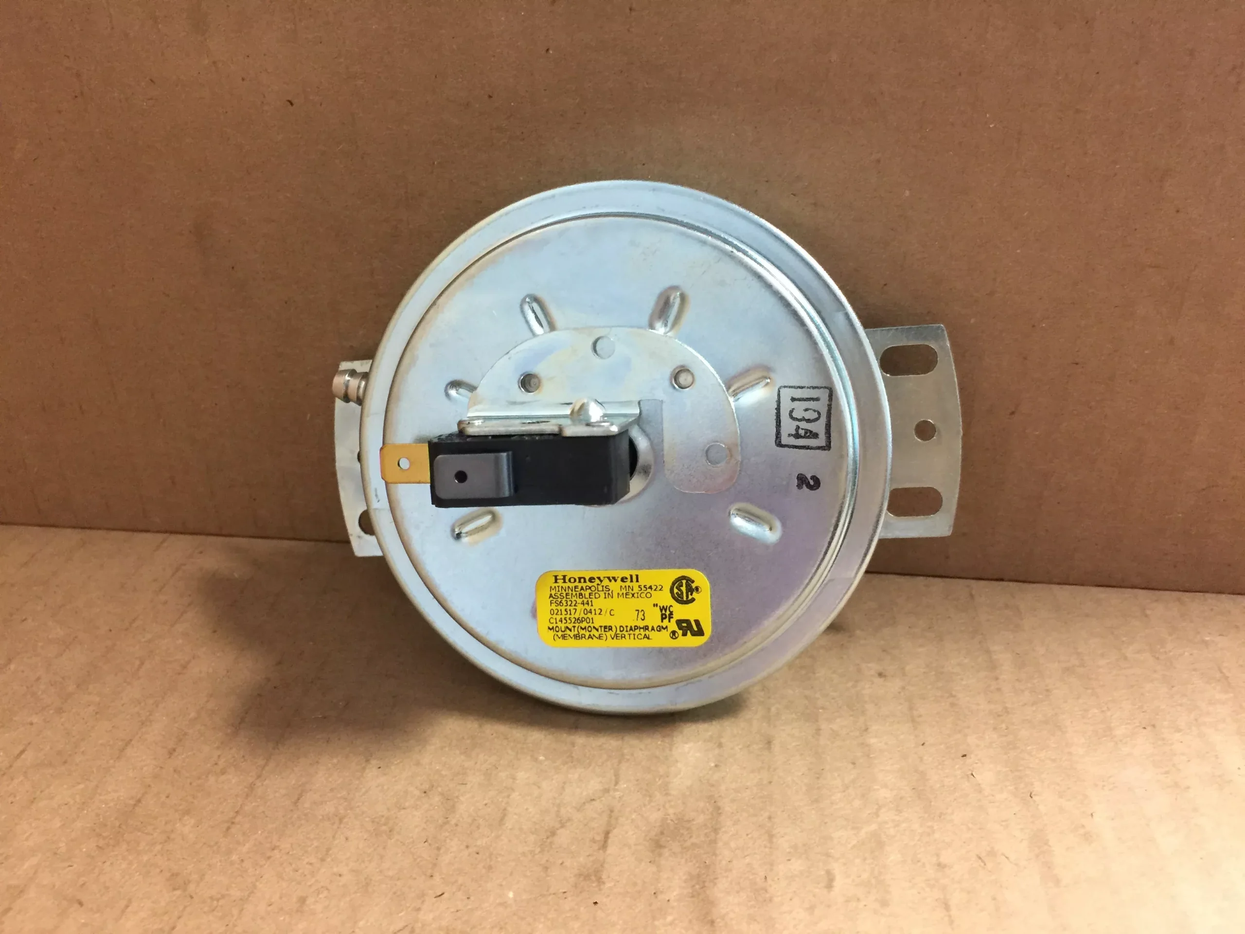 Switch; Negative Pressure, 120V, 3Fla, 1/10 HP