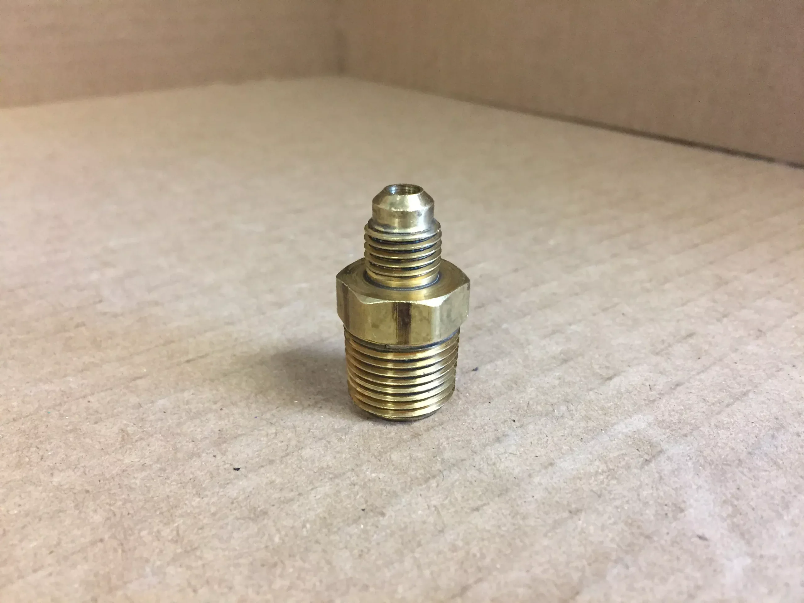 UNION FLARE ADAPTER, 1/4" X 3/8" (QTY. 25 PER BOX)