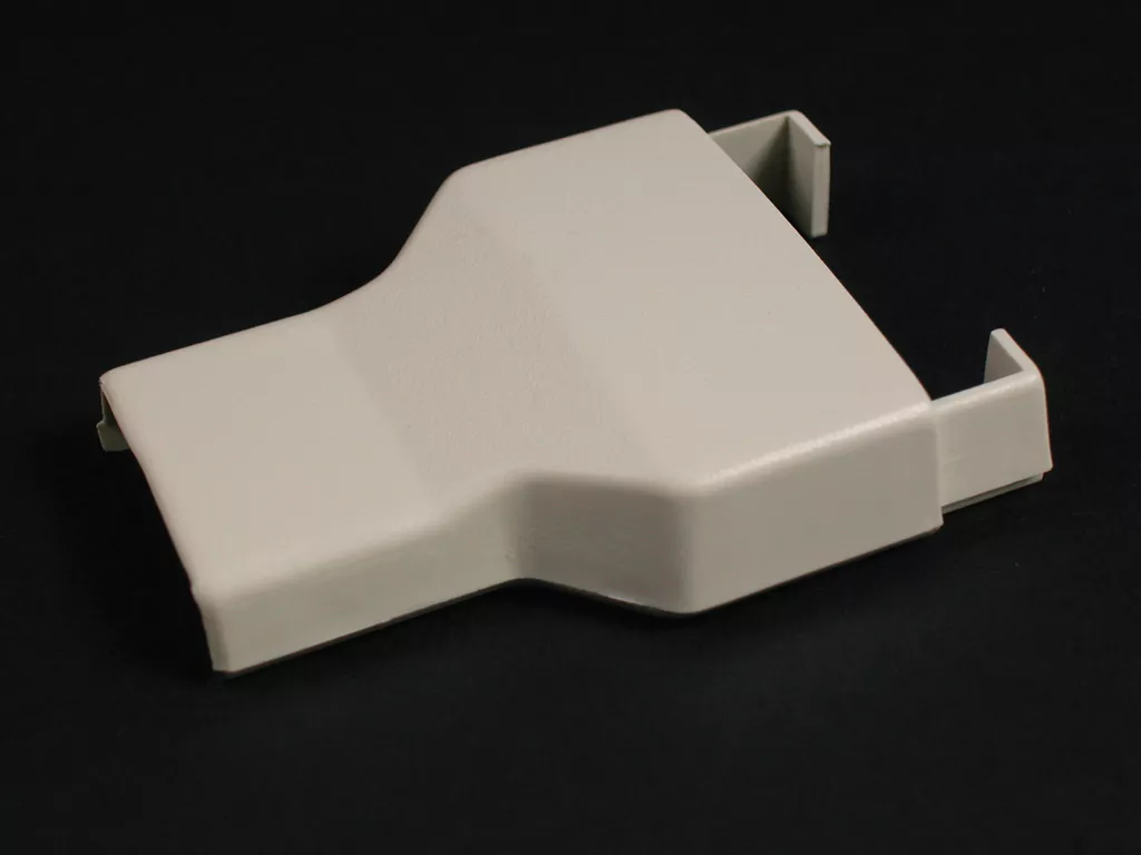 Wiremold 2389 3" Ivory Non-Metallic 1-Channel Raceway Reducing Connector