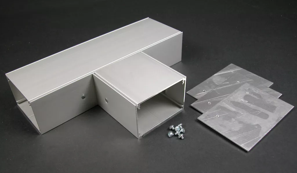Wiremold AL3315 AL3300-Series Tee Fitting