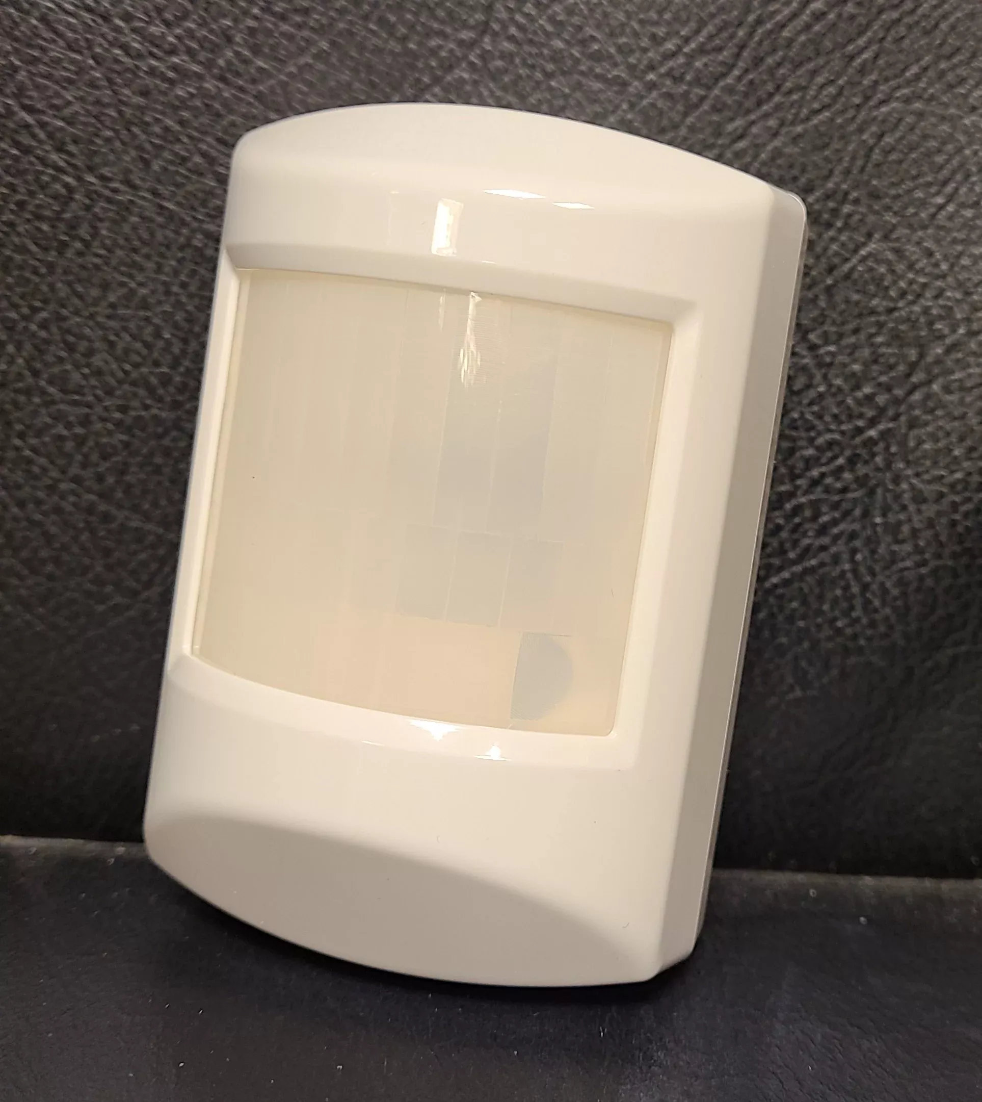 Z-Wave Motion Sensor with Nexia, RS200